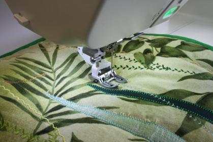202-236-009 / 202236009 - Le Crochet de Nath - Garlin